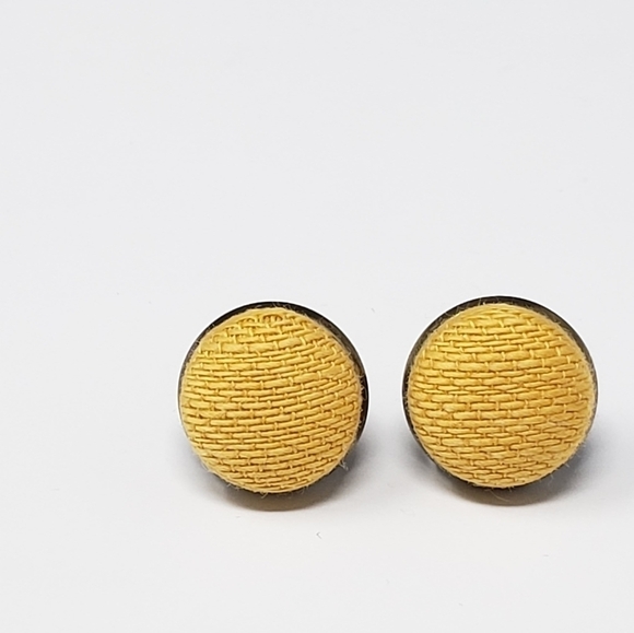 New Handmade | Upcycled Solid Yellow Button Stud Earrings - Picture 1 of 4